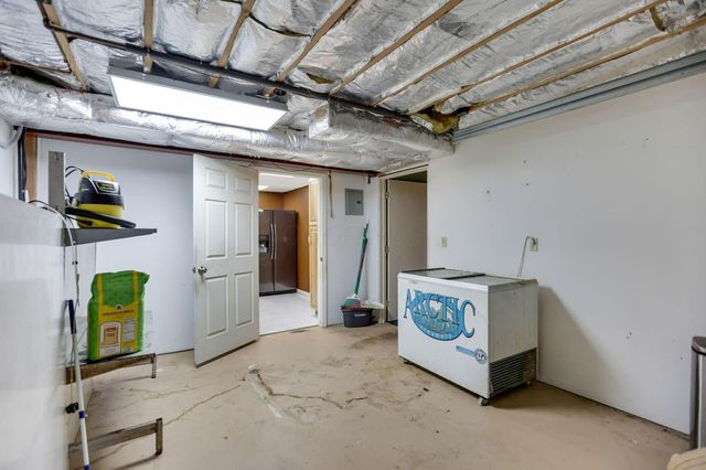 1760 Innisbrook Lane, Zanesville, OH 43701