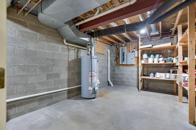 1760 Innisbrook Lane, Zanesville, OH 43701