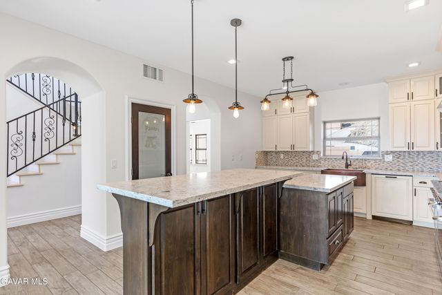 21824 Sunnybrook Drive, Tehachapi, CA 93561