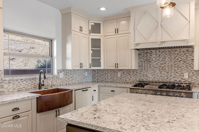 21824 Sunnybrook Drive, Tehachapi, CA 93561