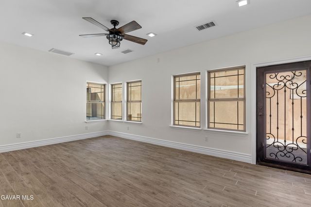 21824 Sunnybrook Drive, Tehachapi, CA 93561