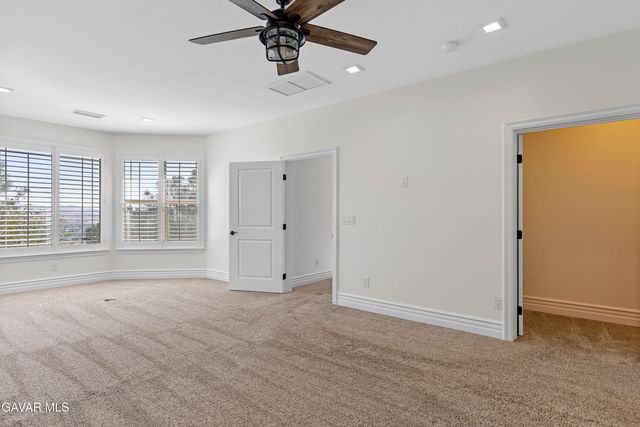 21824 Sunnybrook Drive, Tehachapi, CA 93561