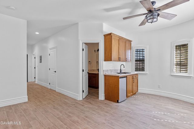 21824 Sunnybrook Drive, Tehachapi, CA 93561