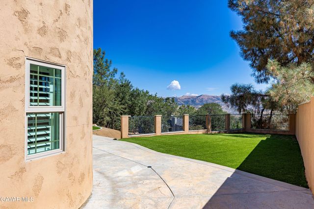 21824 Sunnybrook Drive, Tehachapi, CA 93561