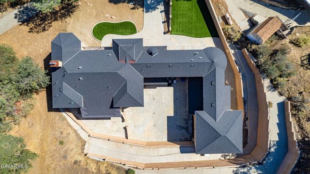 21824 Sunnybrook Drive, Tehachapi, CA 93561