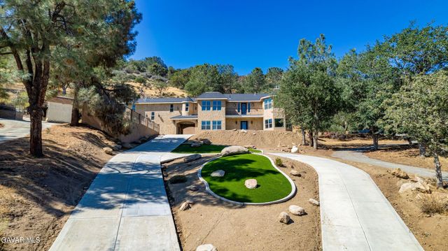 21824 Sunnybrook Drive, Tehachapi, CA 93561