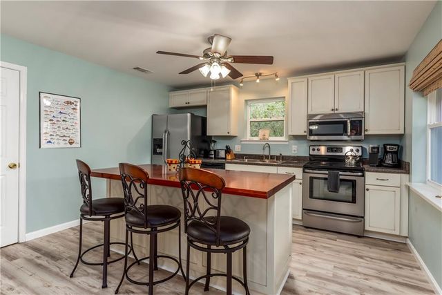 1113 Cadillac Avenue, Dauphin Island, AL 36528