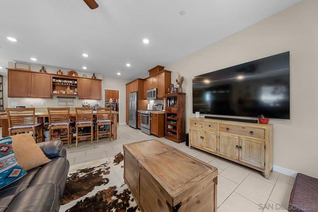 2834 Athens Rd 4, Chula Vista, CA 91915
