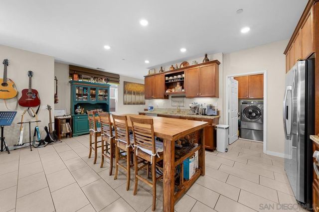 2834 Athens Rd 4, Chula Vista, CA 91915