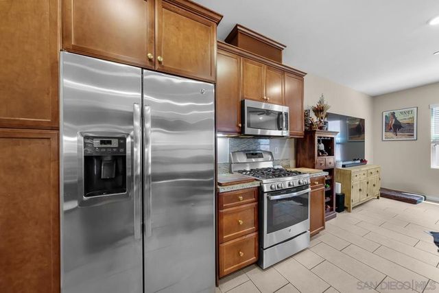 2834 Athens Rd 4, Chula Vista, CA 91915