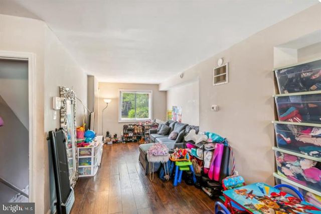 4827 BEAUFORT AVE, Baltimore, MD 21215