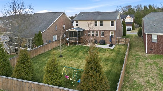 2104 Bluejay Ct, Hermitage, TN 37076