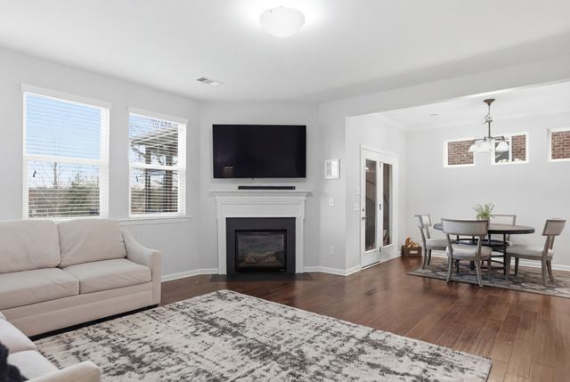 2104 Bluejay Ct, Hermitage, TN 37076