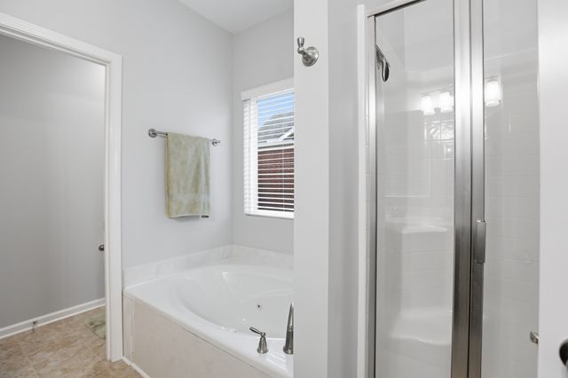 2104 Bluejay Ct, Hermitage, TN 37076