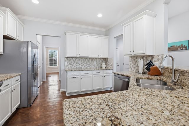 2104 Bluejay Ct, Hermitage, TN 37076