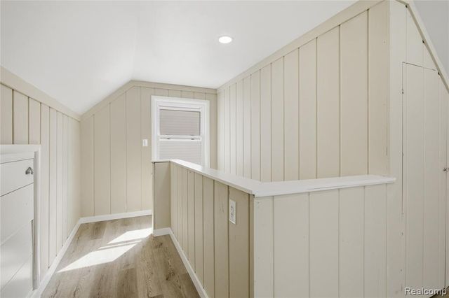 23384 Vassar Avenue, Hazel Park, MI 48030