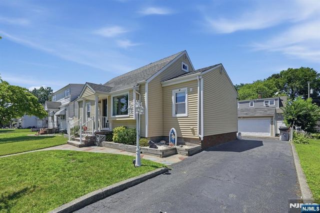 153 Stefanic Avenue, Elmwood Park, NJ 07407