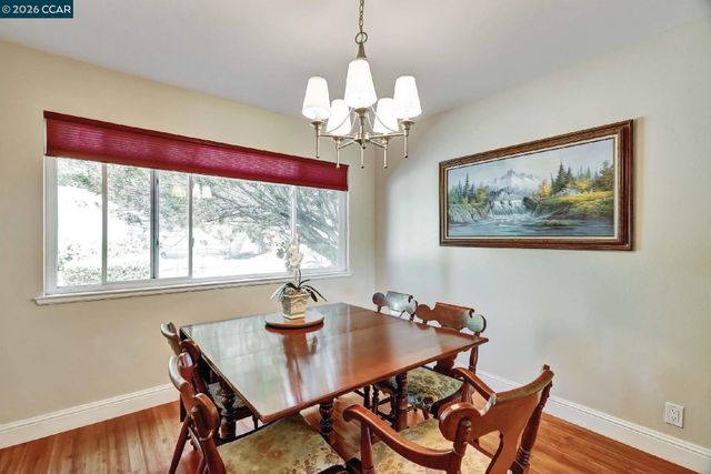1533 Longford Ct, Walnut Creek, CA 94598