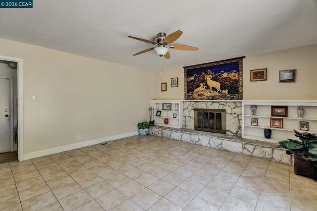 1533 Longford Ct, Walnut Creek, CA 94598