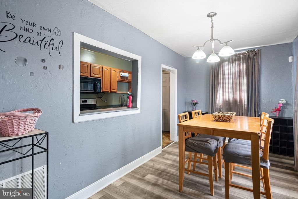 7254 DICKS AVE, PHILADELPHIA, PA 19153 — photo 5