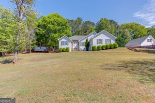 3314 Banks Mountain Drive, Gainesville, GA 30506
