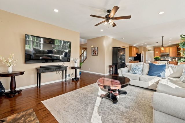 3165 Riley Road, Montgomery, IL 60538