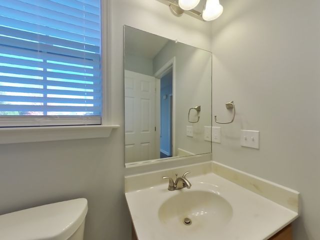 1605 Mary Ct, Columbia, TN 38401