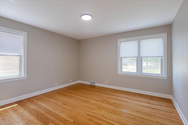 8841 Menard Avenue, Morton Grove, IL 60053