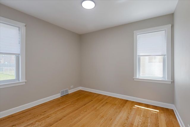 8841 Menard Avenue, Morton Grove, IL 60053