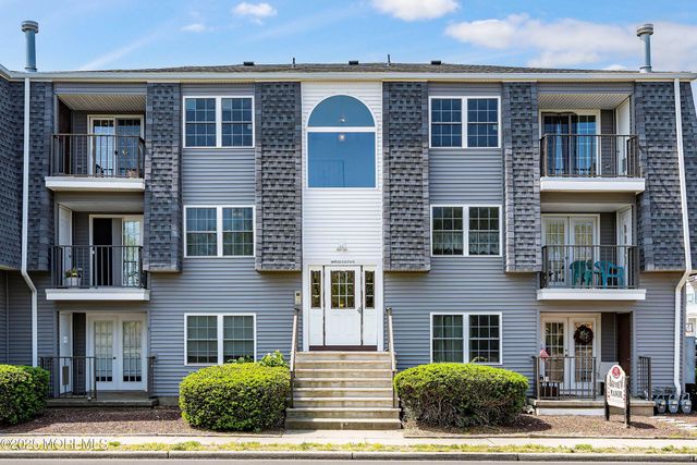 98 Beachway Avenue, 11, Keansburg, NJ 07734