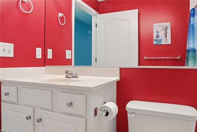 1303 Buoy CT, Suffolk, VA 23435