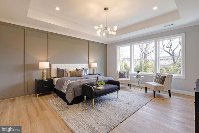 125 CASMAR ST SE, Vienna, VA 22180