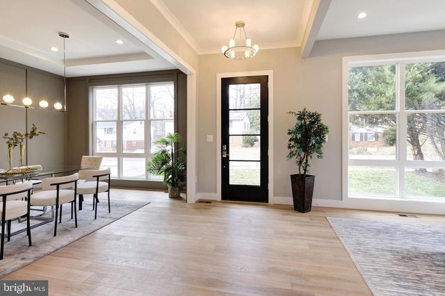 125 CASMAR ST SE, Vienna, VA 22180