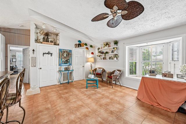 2457 SW Mercer Street, Port St. Lucie, FL 34984