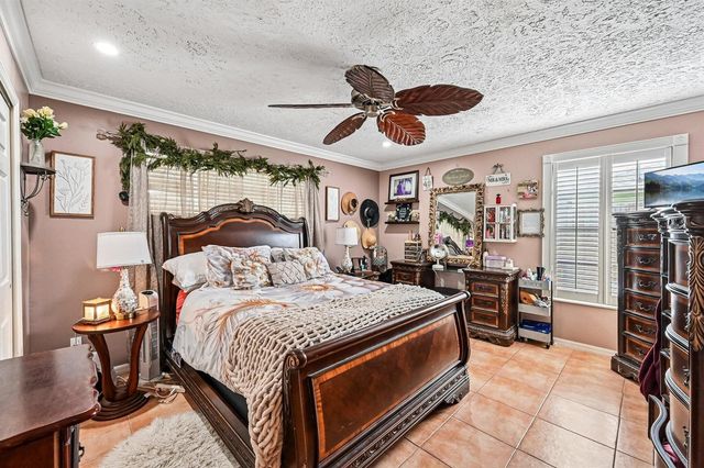 2457 SW Mercer Street, Port St. Lucie, FL 34984