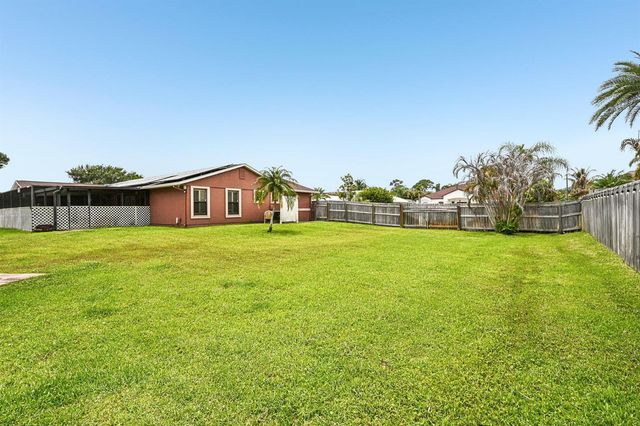 2457 SW Mercer Street, Port St. Lucie, FL 34984