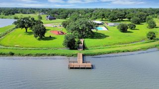 406 Rancho Chico Trail, Angleton, TX 77515