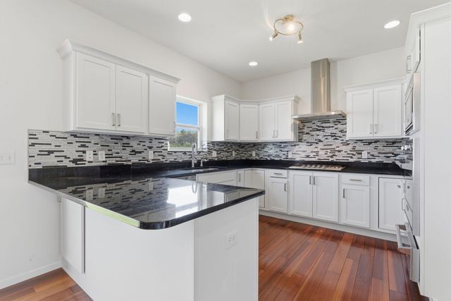 2527 Tate Drive, Schererville, IN 46375