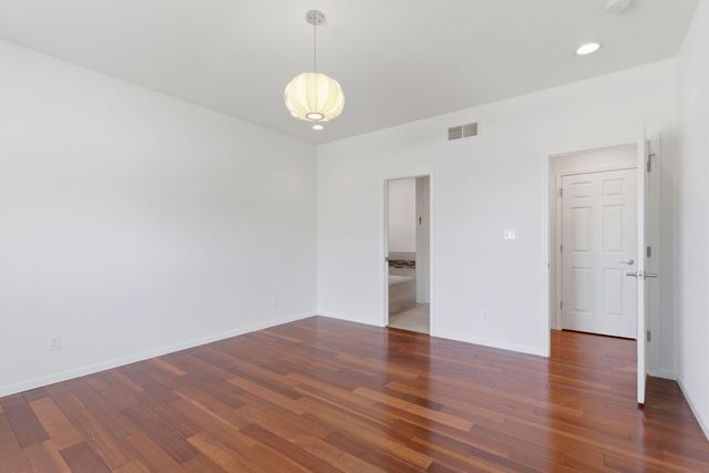 2527 Tate Drive, Schererville, IN 46375