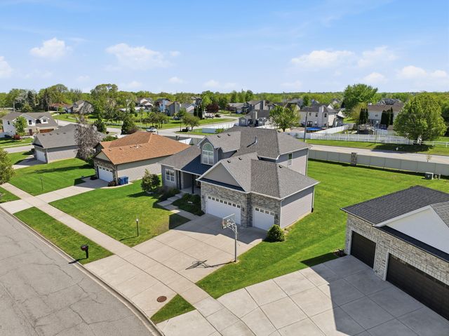 2527 Tate Drive, Schererville, IN 46375