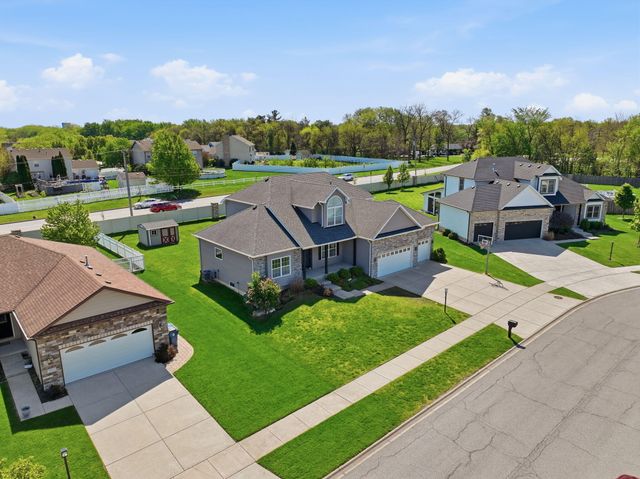 2527 Tate Drive, Schererville, IN 46375