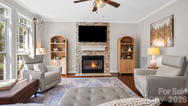 6204 Pumpernickel Lane, Wesley Chapel, NC 28110