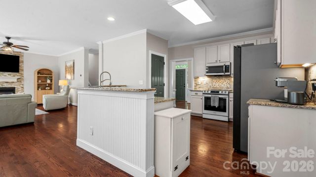 6204 Pumpernickel Lane, Wesley Chapel, NC 28110
