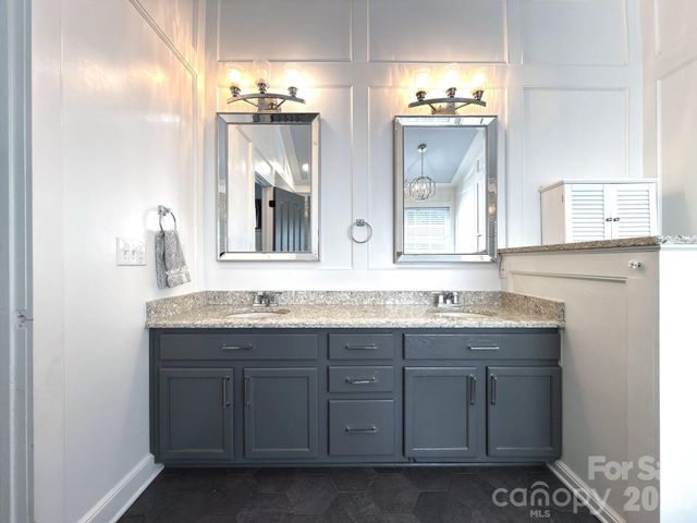 6204 Pumpernickel Lane, Wesley Chapel, NC 28110