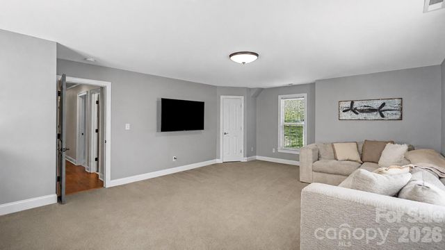 6204 Pumpernickel Lane, Wesley Chapel, NC 28110