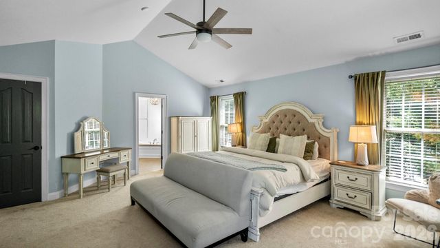 6204 Pumpernickel Lane, Wesley Chapel, NC 28110