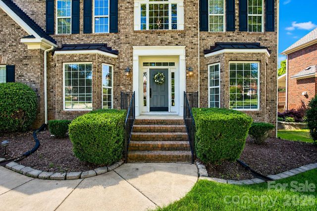 6204 Pumpernickel Lane, Wesley Chapel, NC 28110