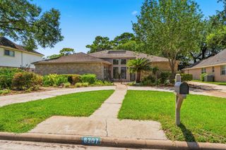 8307 Ivan Reid Drive, Houston, TX 77040