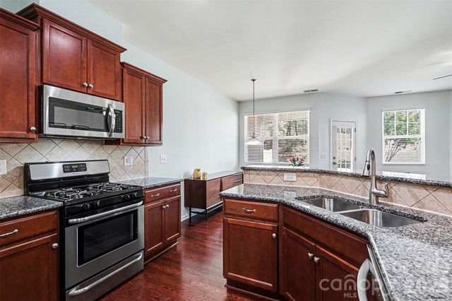 3297 Yarmouth Lane, Gastonia, NC 28056