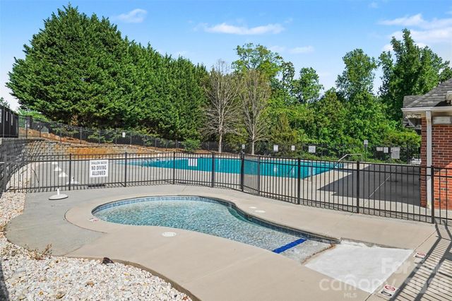 3297 Yarmouth Lane, Gastonia, NC 28056